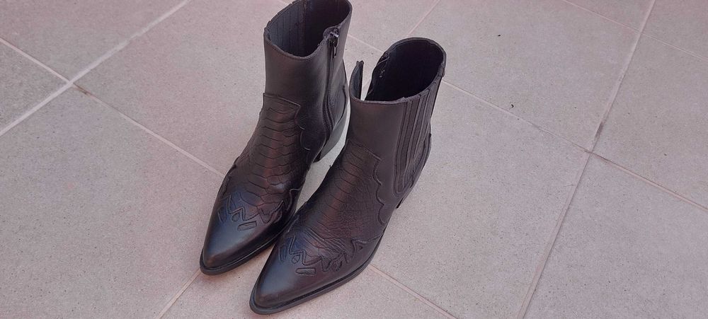 Botas Senhora Ruika Tamanho 37 NOVAS