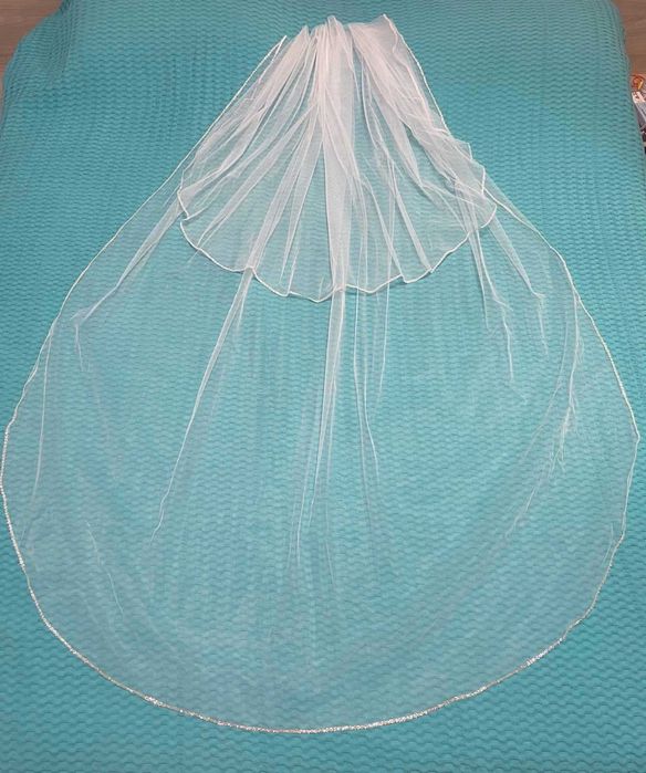 Вишукана весільна фата