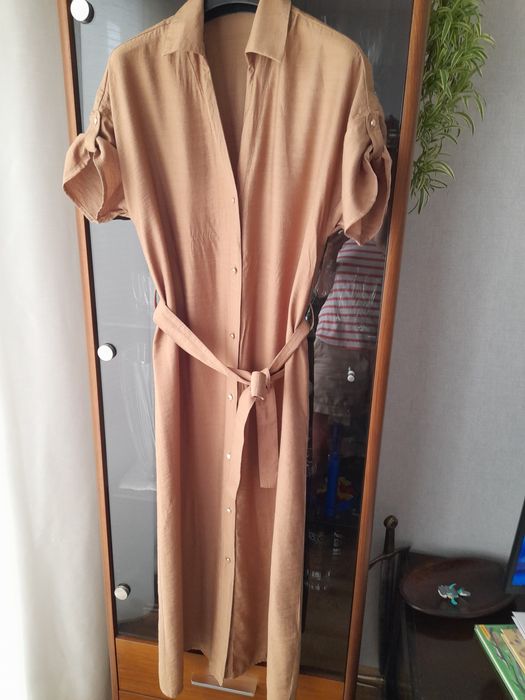 Sukienka damska na guziki midi ochnik Rozmiar m