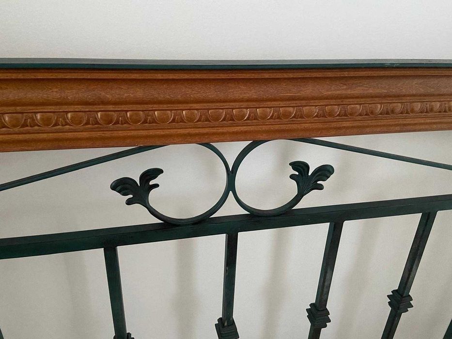 Cama de ferro em óptimo estado