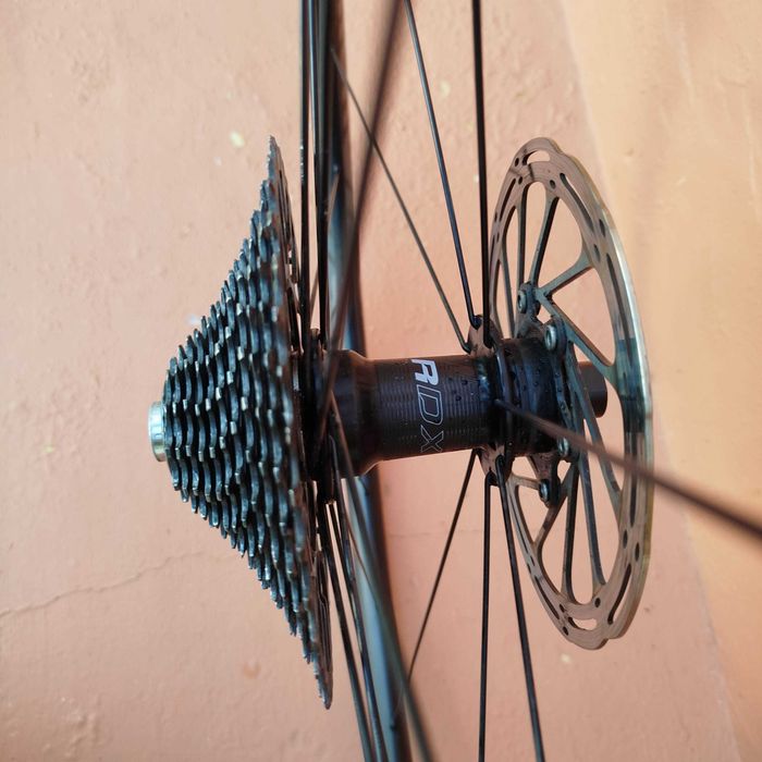 Roda traseira Miche Reflex DX 700c Tubeless (cassete + disco)