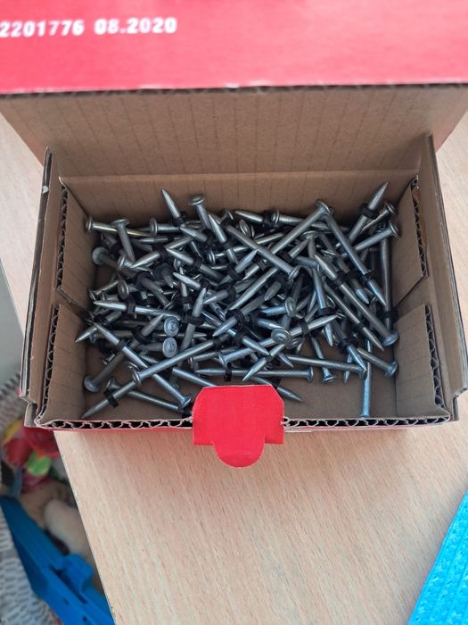 Дюбель цвях hilti