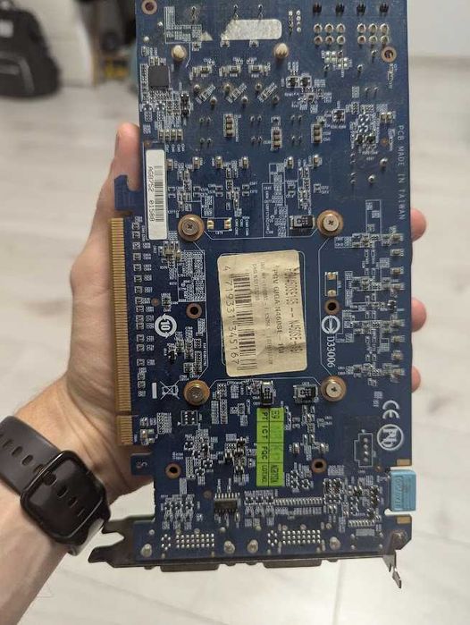 Відеокарта Gigabyte GeForce GTX 460 SE 1GB GDDR5