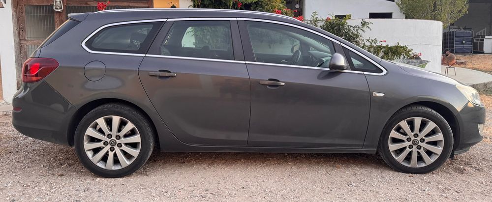 Opel Astra Sports Tourer