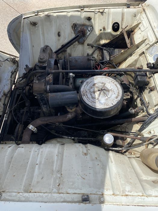 Classico Renault 4L (R1123)