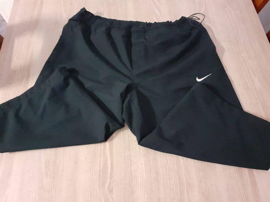 Calções nike tm 40/42 excelente estado