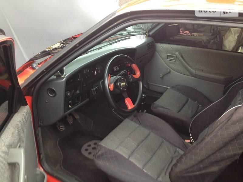 Opel Ascona 1987 рік