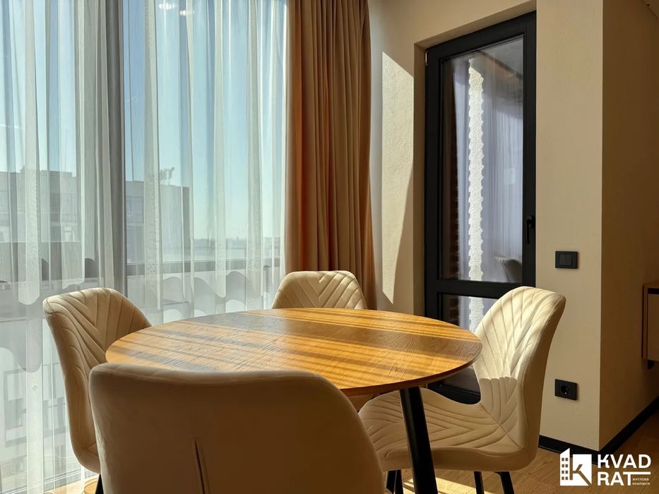 Продаж дизайнерської 1-кімнатної квартири | ЖК Manhattan | 53,8 м²