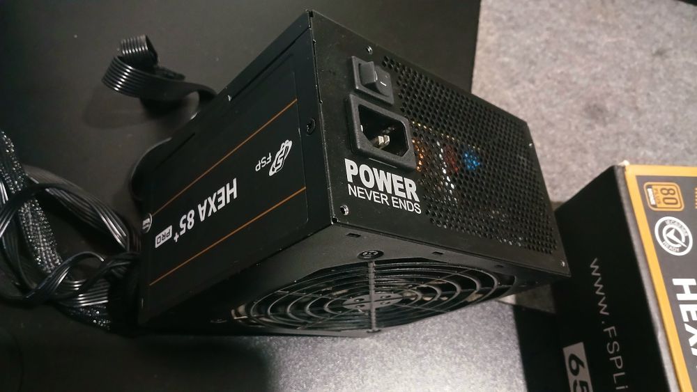 Блок живлення FSP HEXA 85+ Pro 650W (HA2-650)