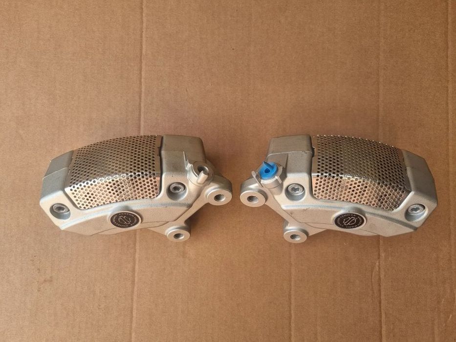 harley davidson brembo touring v rod zacisk