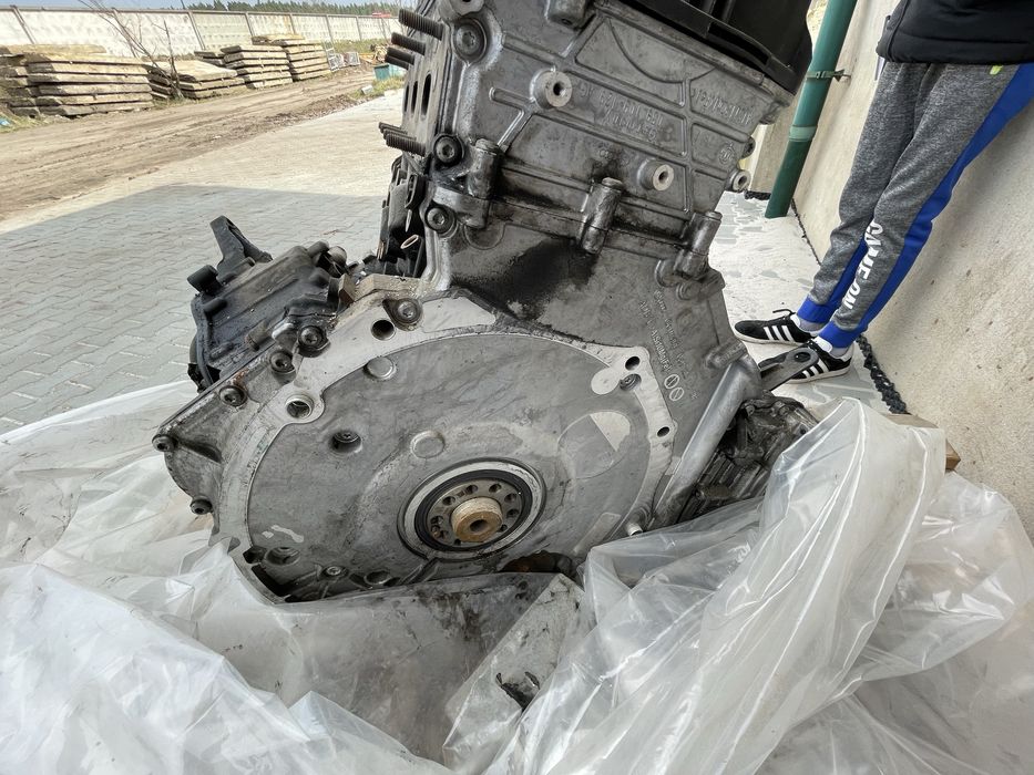 Продам двигун CNR на запчастини audi-Volkswagen-porche