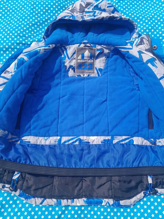 Куртка демісизонна.