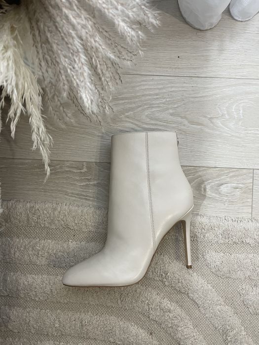 Guess ботильйони