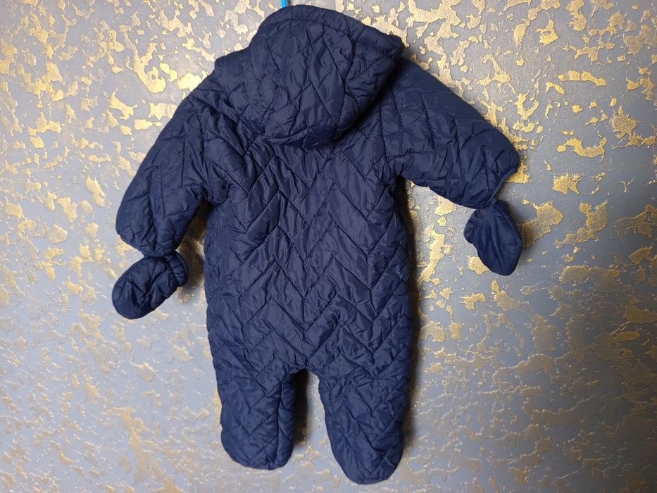 Продам дитячий весняний комбінезон Next