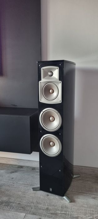 YAMAHA NS-555 PIANOBLACK 2sz kolumn głośnikowych  +wzmacniacz Yamaha