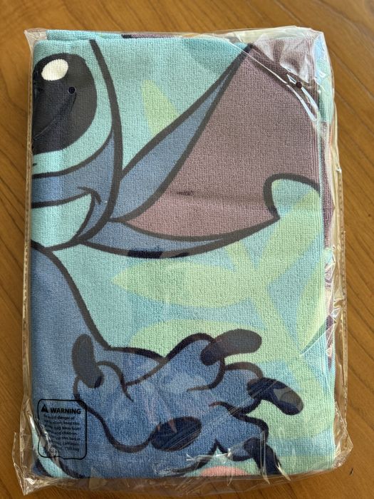 Toalha de Praia Stitch