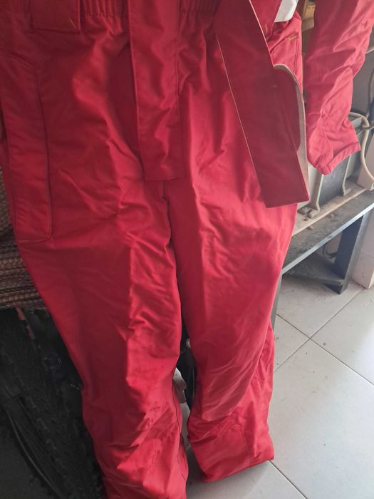 Fato de neve para criança como novo