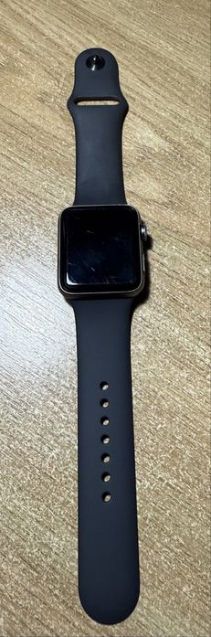 Продам Apple Watch series 3 42mm