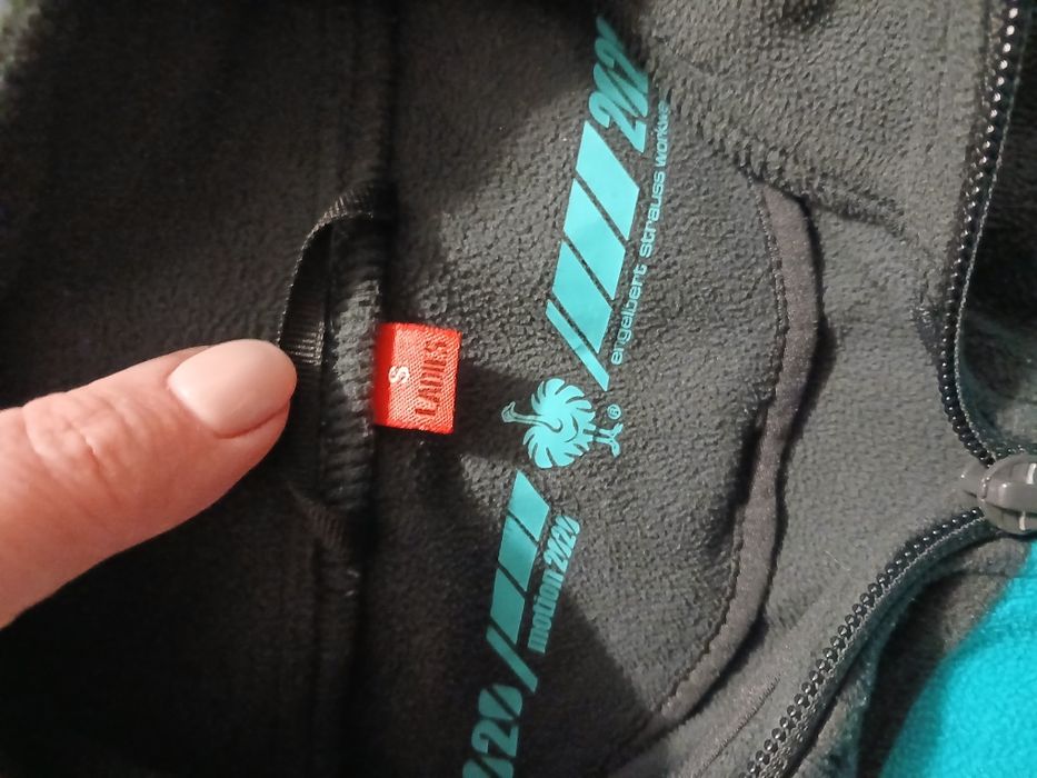 Флісова кофтина фірми Strauss