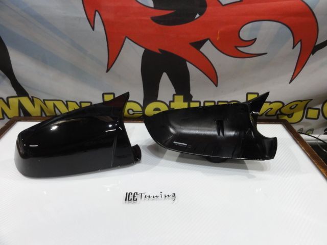 Capas, carcaça de espelhos M4 look em preto brilhante BMW E60, E61, F10, F11, F07 (GT 5GT), E63, E64, F06, F12, F13, F01, F02, F03, F04