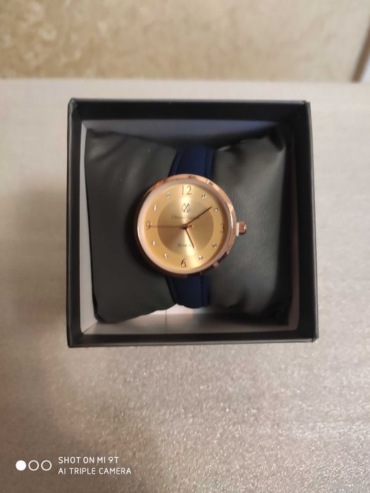 Часы для женщин Christian  Lacroix