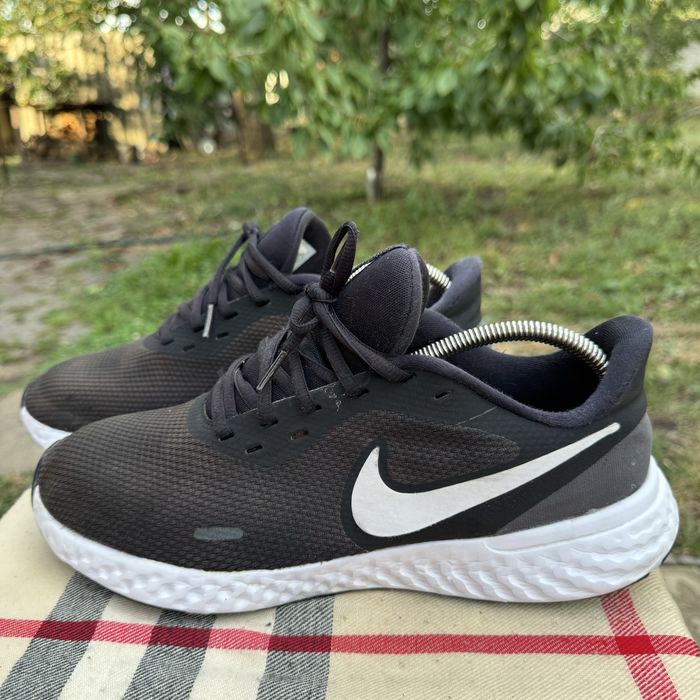 Кроссовки Nike Revolution 5 Black, 44 размер, Оригинал, Кросівки