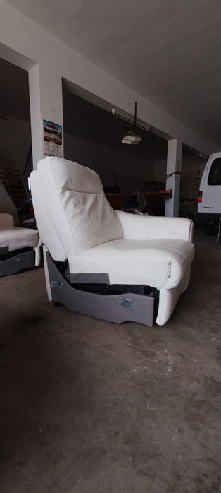 Sofás de 2 lugares Relax + Mesas de Sala