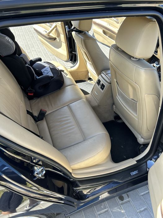 Продам BMW 3 Series , E 91