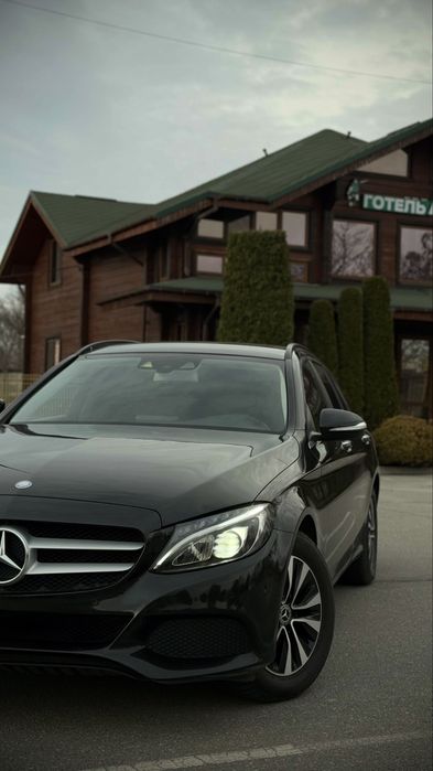 Mercedes-benz C220D (205 кузов)