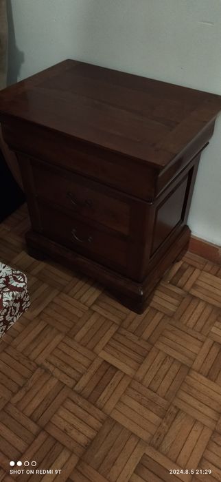 Mesa de cabeceira madeira