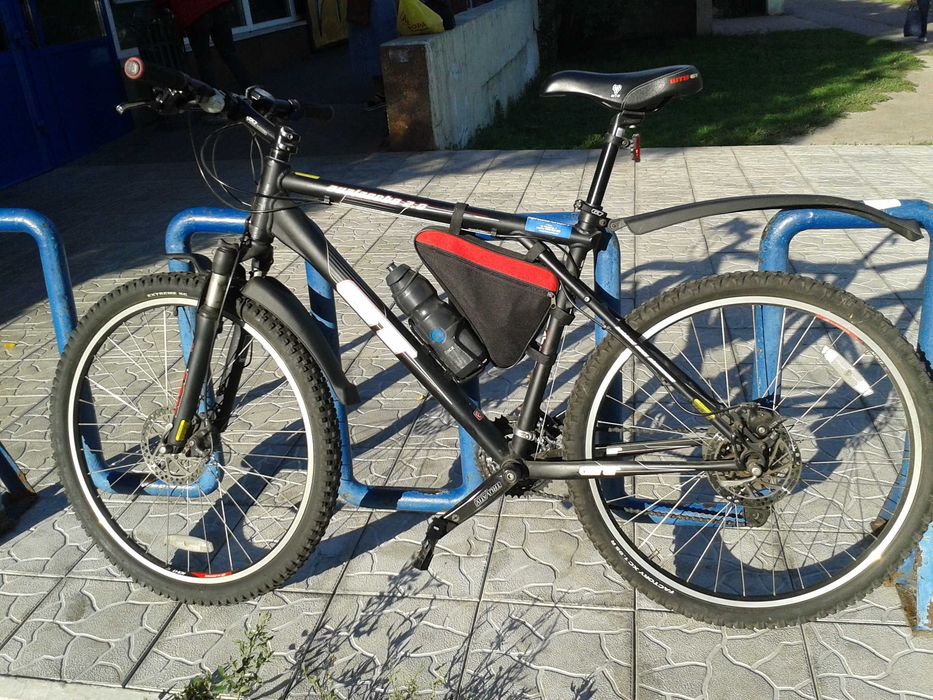 Велосипед GT Avalanche 2.0 Sport  29 дюймов.