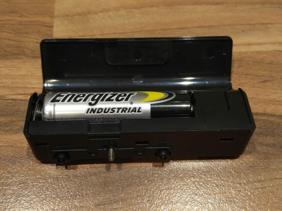 Walkman Sony WM-EX511 ze pilotem, słuchawkami i adapterem baterii