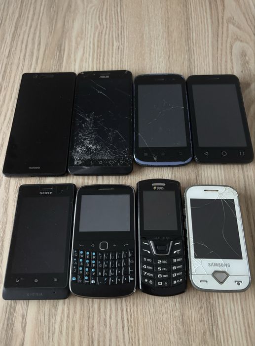 Telemóveis para peças