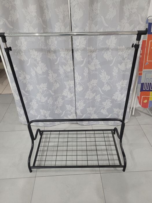 Stojaki na ubrania