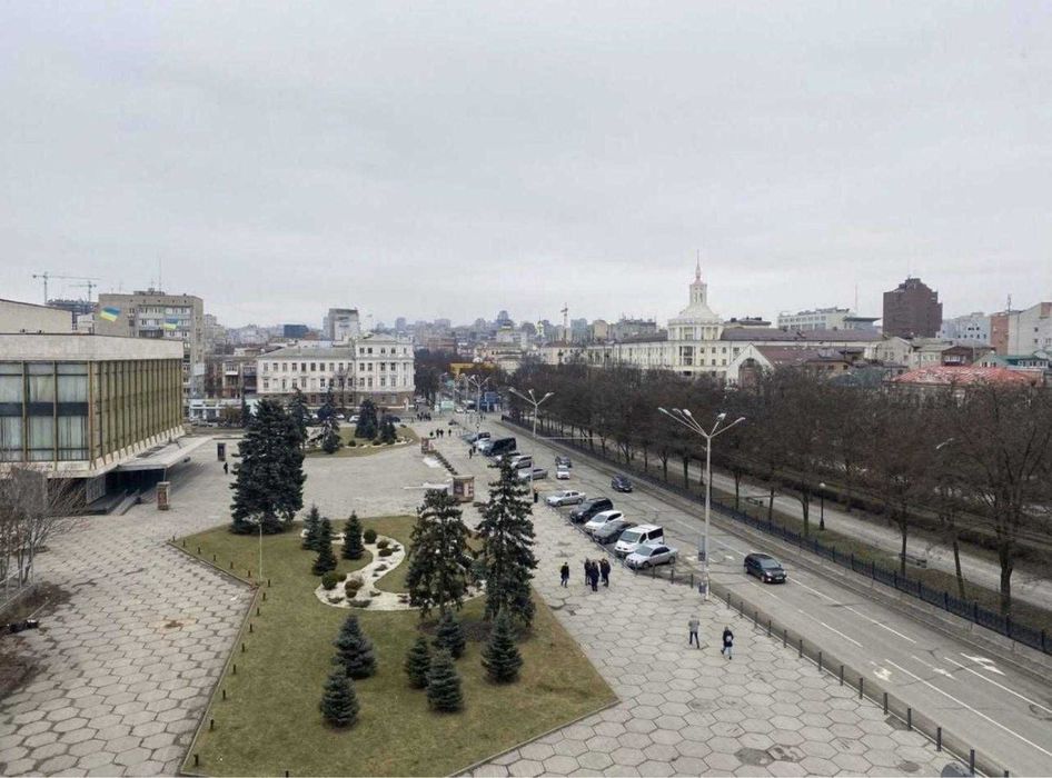 Продаж 3-кімнатну квартиру Центр  Дмитра Яворницького театр опери AK