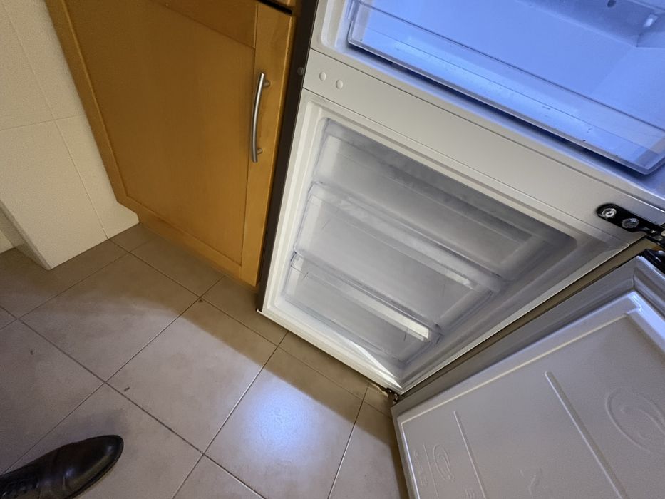 Frigorífico Samsung Combinado Inox - Stand alone