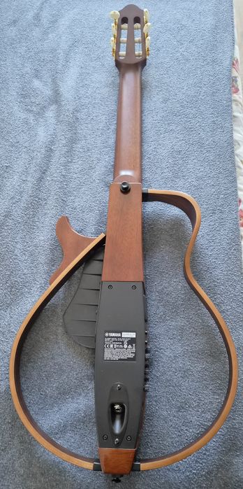 Guitarra Yamaha Silent SLG-200NW  (Em perfeito estado)