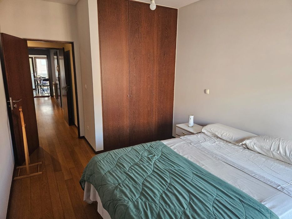 Excelente apartamento, em S. Vítor, completamente mobilado e equipado.