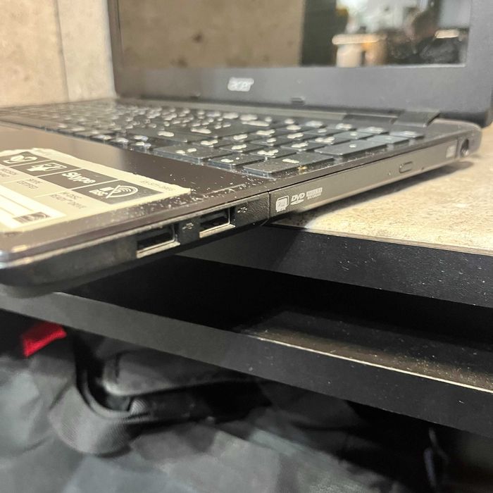 Laptop Acer Aspire E15 | E5-571-39EG | Core i3 | 500GB HDD | Używany