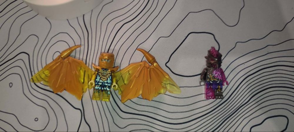 LEGO Ninjago 71768 złoty smoczy motocykl Jaya