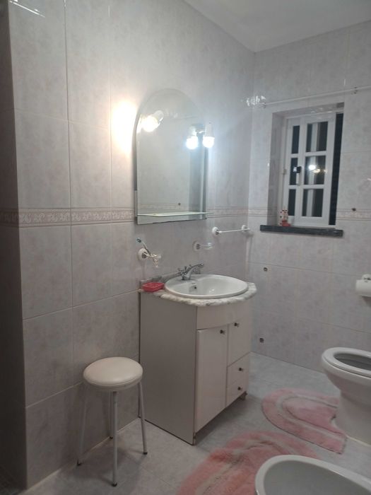 Quarto em vivenda tranquila