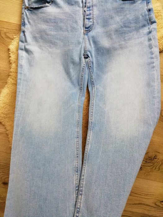 Jasne jeansy zwężane nogawki Denim Reserved 42 L XL