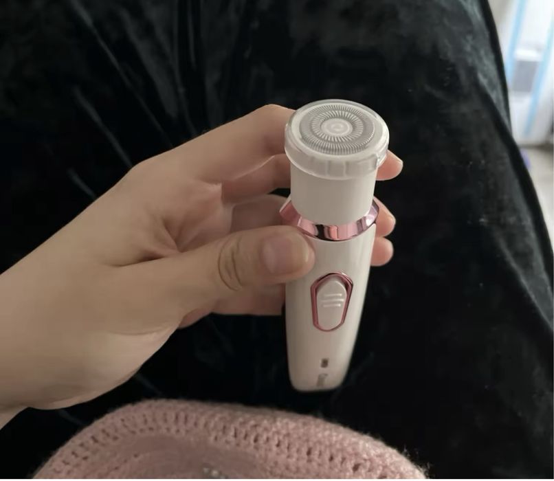 Жіноча єлектро бритва 4в1 COSOUL