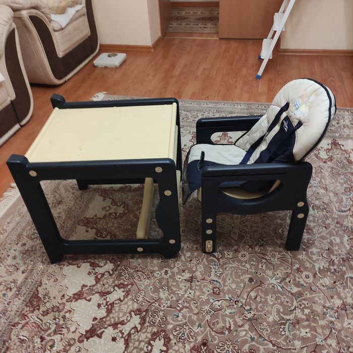 Крісло дитяче для годування+стіл.