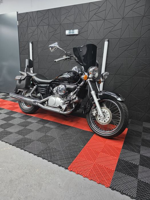 HONDA SHADOW 125 cc VT varadero Yamaha drag star virago katB 2002