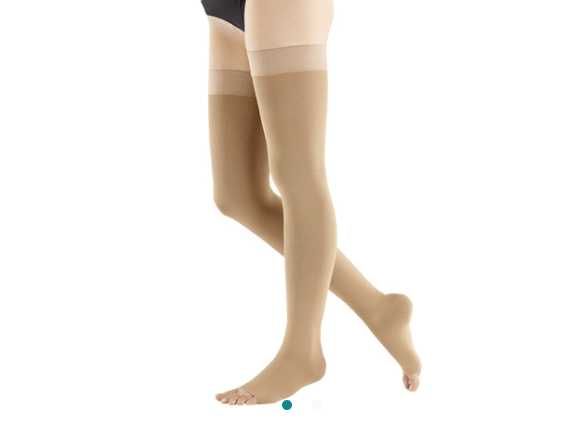 Компрессионные чулки Jobst Opaque, размер 4, класс компрессии Ссl 1