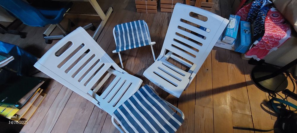 Conjunto Cadeiras e Bancos Praia/ Campismo