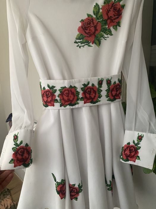 Плаття вишиванка з бісеру