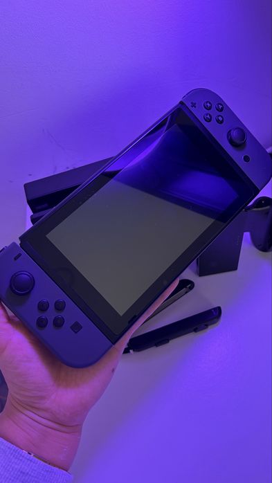 Nintendo Switch Completo + Mario Kart 8 Deluxe – Excelente Estado