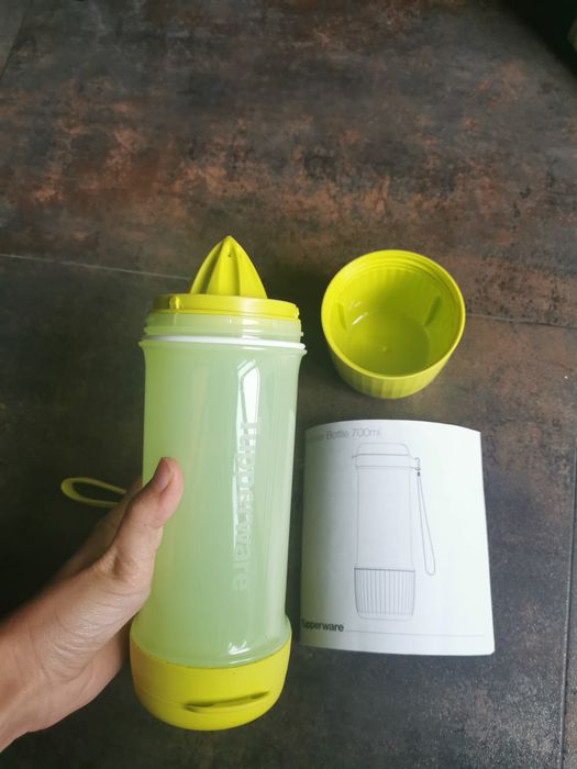 Tupperware infuser bottle431395232023193601